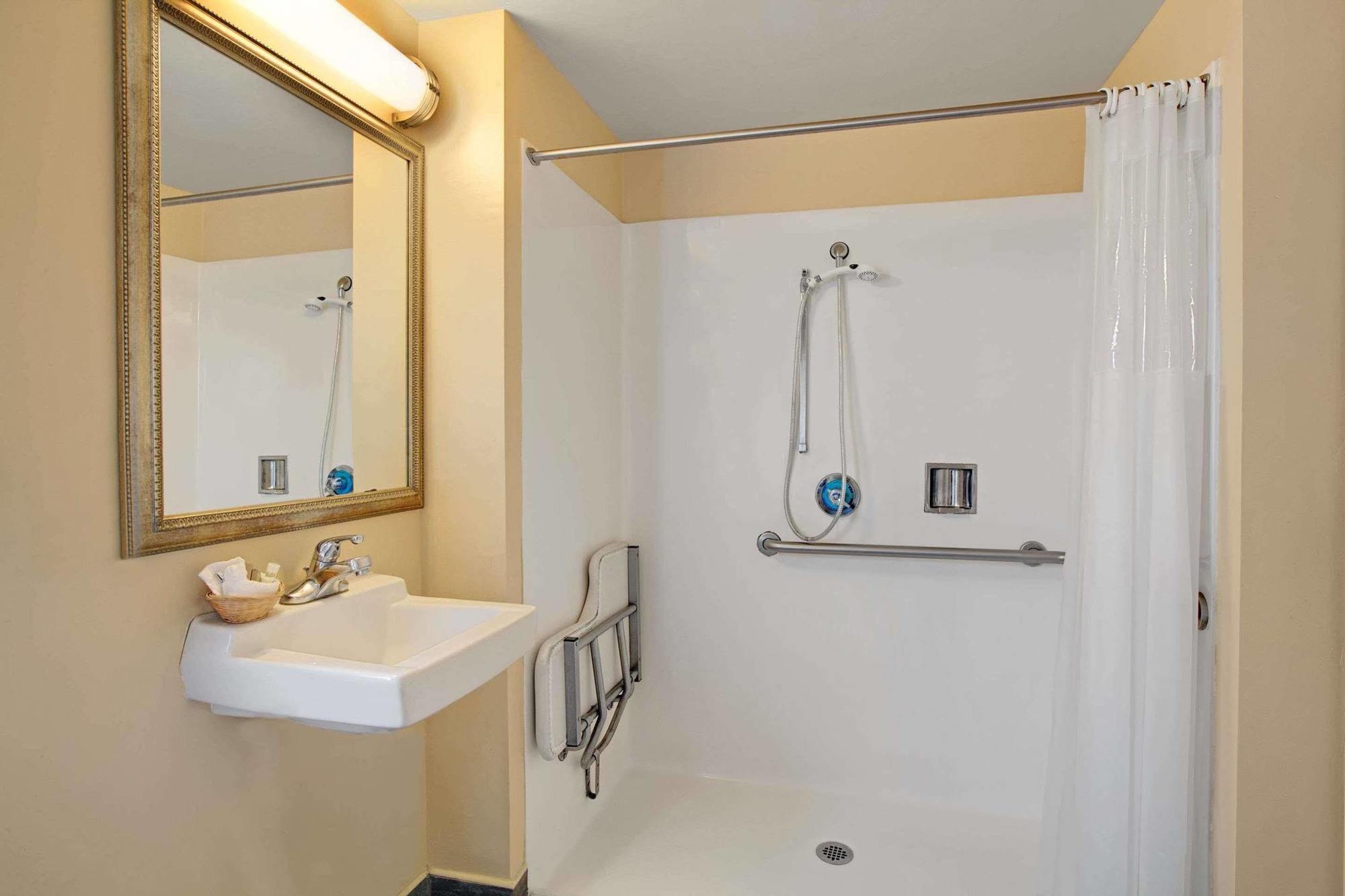Super 8 by Wyndham Berkeley Motel Eksteriør bilde